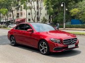 Bán ô tô Mercedes E200 đời 2019, màu đỏ