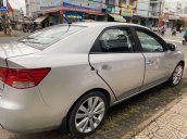 Cần bán lại xe Kia Forte MT năm 2010, màu bạc, nhập khẩu chính chủ, 285 triệu