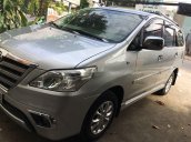 Cần bán gấp Toyota Innova sản xuất năm 2015 giá cạnh tranh