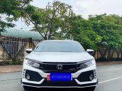 Bán Civic RS 2019, màu trắng