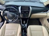 Cần bán xe Toyota Vios SX 2019, màu đen, đi 15000km chuẩn zin