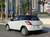 Cần bán xe Suzuki Swift SX 2016, màu trắng, đi 58000km