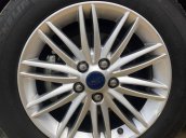 Cần bán Ford Focus 1.5L 4D Titanium màu đỏ SX 2016