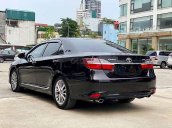 Bán xe Toyota Camry năm sản xuất 2018, màu đen