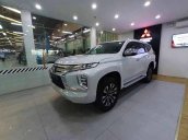 Bán ô tô Mitsubishi Pajero Sport sản xuất 2020, màu trắng, nhập khẩu  