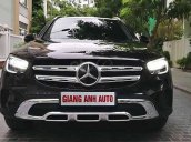 Cần bán gấp Mercedes GLC 200 năm sản xuất 2020, màu đen