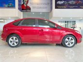 Cần bán lại xe Ford Focus năm 2013, màu đỏ như mới