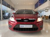 Cần bán lại xe Ford Focus năm 2013, màu đỏ như mới