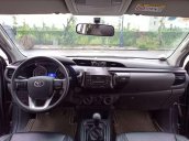 Cần bán Toyota Hilux sản xuất năm 2016, nhập khẩu nguyên chiếc