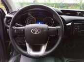 Cần bán Toyota Hilux sản xuất năm 2016, nhập khẩu nguyên chiếc