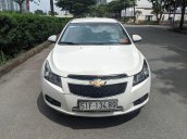 Cần bán xe Chevrolet Cruze sản xuất 2015, màu trắng, 390tr