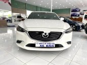 Cần bán lại xe Mazda 6 sản xuất 2017, màu trắng 