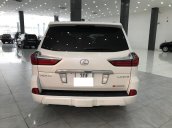 Bán Lexus LX 570 trắng nội thất da bò xe sản xuất 2016 đăng ký cá nhân siêu đẹp