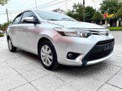 Bán Toyota Vios sản xuất năm 2017, màu bạc, số sàn