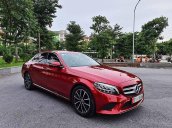 Cần bán lại xe Mercedes C200 năm 2019, màu đỏ như mới