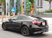 Bán Mazda 3 sản xuất năm 2016, màu đen như mới  