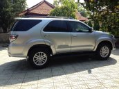 Bán Toyota Fortuner đời 2012, màu bạc