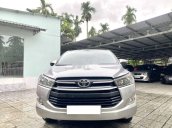 Cần bán xe Toyota Innova 2019, màu bạc, 668 triệu