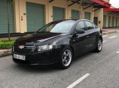 Cần bán gấp Chevrolet Cruze sản xuất 2010, màu đen, số sàn