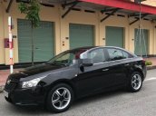 Cần bán gấp Chevrolet Cruze sản xuất 2010, màu đen, số sàn