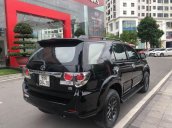 Bán Toyota Fortuner đời 2015, màu đen, giá tốt