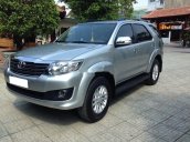 Bán Toyota Fortuner đời 2012, màu bạc