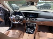 Bán xe Mercedes-Benz E300 AMG sản xuất năm 2019, xe giá thấp, còn mới