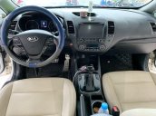 Cần bán gấp Kia Cerato sản xuất 2017, xe giá tốt, giao nhanh 