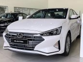 Bán xe Hyundai Elantra đời 2020, màu trắng, số tự động