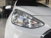 Bán xe Hyundai Grand i10 1.2MT Base, dáng sedan, màu trắng