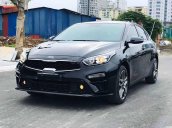 Cần bán xe Kia Cerato sản xuất năm 2019, màu đen còn mới, giá 615tr