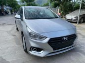 Cần bán xe Hyundai Accent Base sản xuất năm 2020, màu bạc