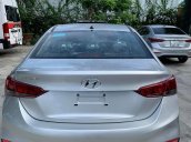 Cần bán xe Hyundai Accent Base sản xuất năm 2020, màu bạc