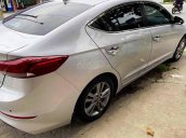 Cần bán lại xe Hyundai Elantra sản xuất 2018, màu bạc còn mới, 550tr