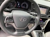 Cần bán lại xe Hyundai Elantra sản xuất 2018, màu bạc còn mới, 550tr