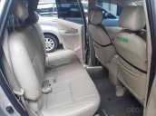 Bán Toyota Innova sản xuất năm 2015, màu bạc còn mới