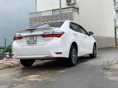 Bán Toyota Corolla Altis sản xuất 2018, màu trắng, số tự động 