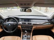 Cần bán BMW 7 Series năm 2011, màu đen, xe nhập còn mới