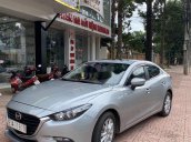 Bán xe Mazda 3 đời 2018, màu bạc còn mới