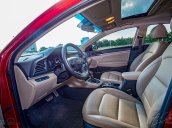 Bán Hyundai Elantra 2.0AT màu đỏ, mới nhất 2020