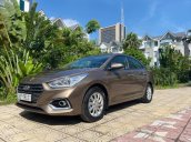 Cần bán gấp chiếc Hyundai Accent 1.4AT sản xuất năm 2019, chính chủ chạy ít