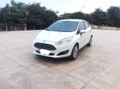 Bán xe Ford Fiesta đời 2016, màu trắng, giá 385tr