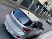 Bán gấp Hyundai Grand i10 năm 2015, màu bạc, giá 320tr