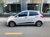 Bán gấp Hyundai Grand i10 năm 2015, màu bạc, giá 320tr