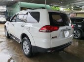 Bán Mitsubishi Pajero Sport số sàn 1 cầu, màu trắng