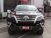 Bán Fortuner máy dầu, số sàn, đời 2019, siêu lướt