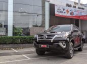 Bán Fortuner máy dầu, số sàn, đời 2019, siêu lướt