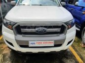Bán Ford Ranger XLS AT đời 2017, màu trắng