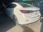 Cần bán Mazda 3, màu trắng, biển Thủ Đô, sản xuất 2018