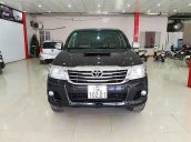 Cần bán xe Toyota Hilux 2.5E 4x2 MT năm 2013, màu đen, xe nhập chính chủ, giá tốt